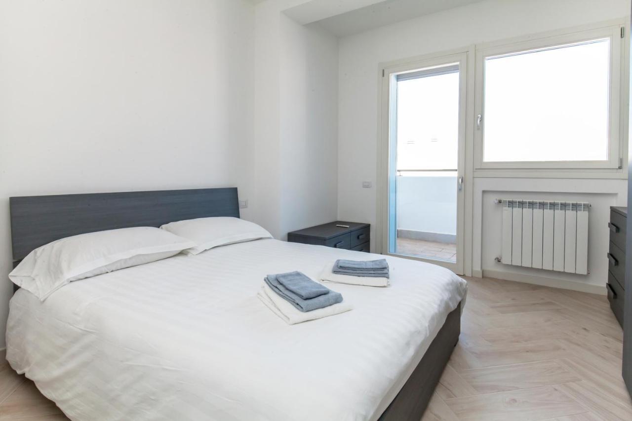 12° Piano Torre Diamante - 67 Apartment Milan Exterior photo